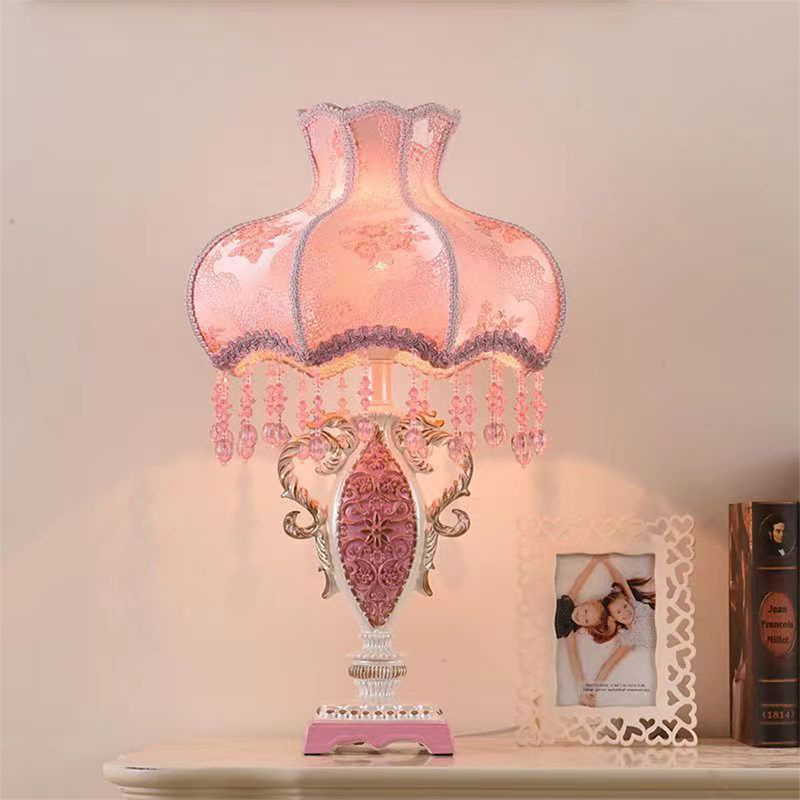 โคมไฟตั้งโต๊ะสีชมพูสไตล์ยุโรป  - Desk Lamp บทวิจารณ์และราคา